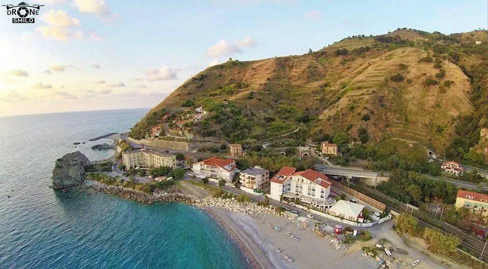 Hotel Ristorante Mareblu อามันเตีย ภายนอก รูปภาพ