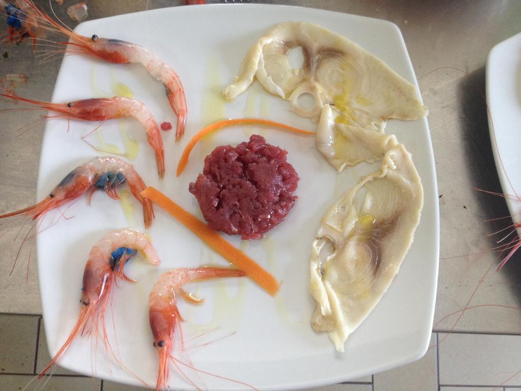 Hotel Ristorante Mareblu อามันเตีย ภายนอก รูปภาพ